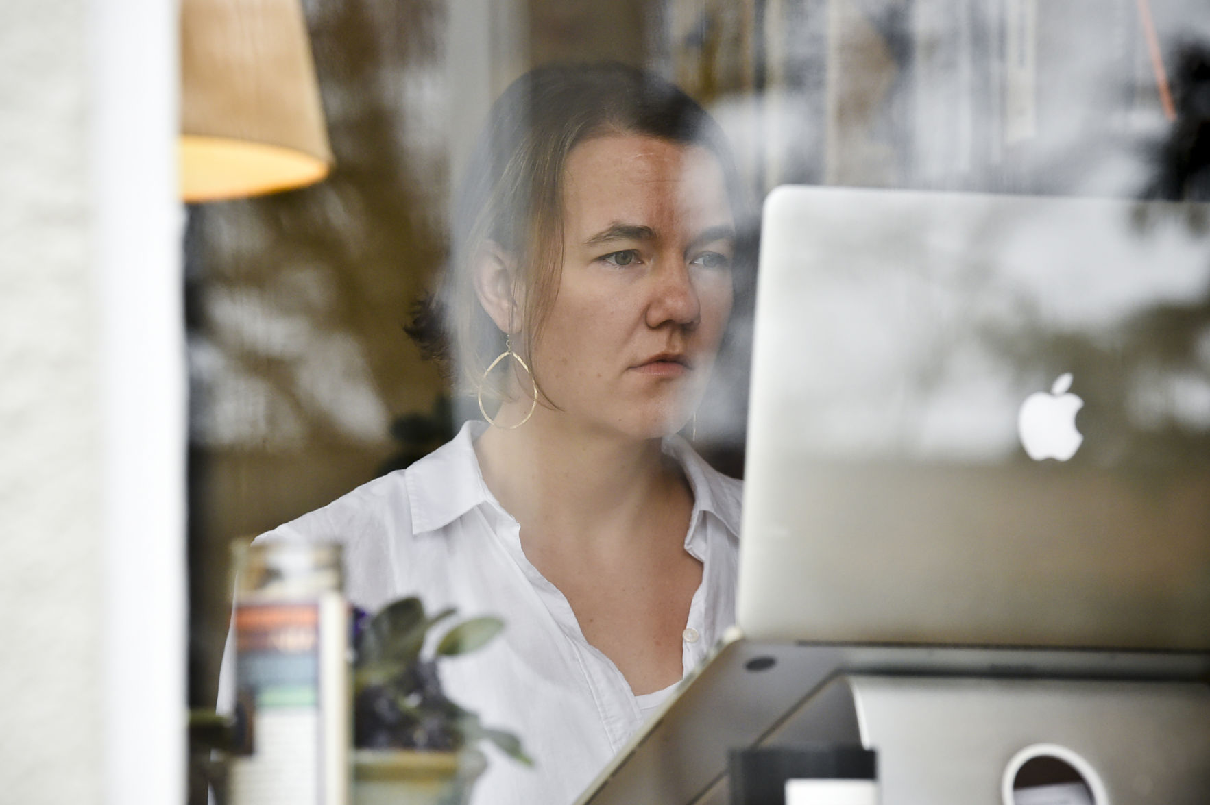 Author Virginia Reeves
